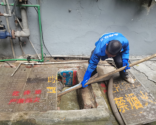 海棠湾镇清掏化粪池